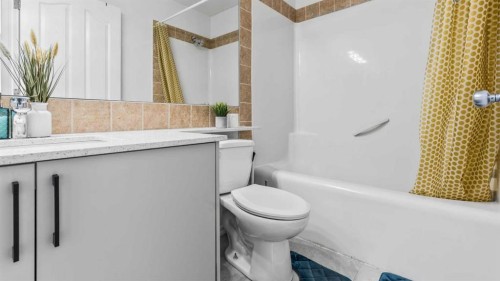 184 Saddlecrest Place Ne, Calgary, AB 