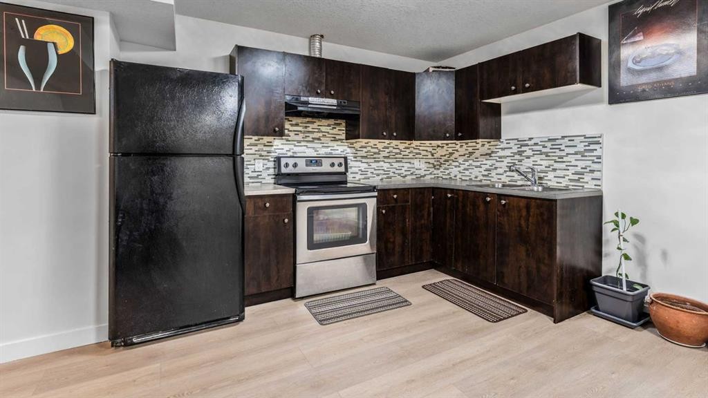 184 Saddlecrest Place Ne, Calgary, AB