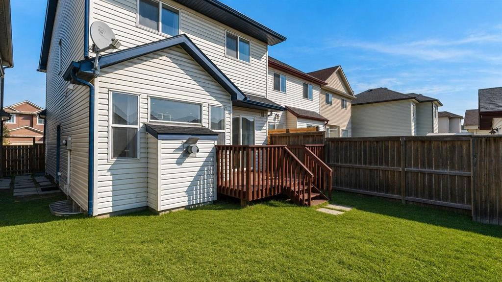 184 Saddlecrest Place Ne, Calgary, AB