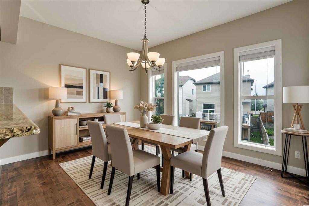 92 Everglen Close Sw, Calgary, AB - Indoor Photo Showing Other Room