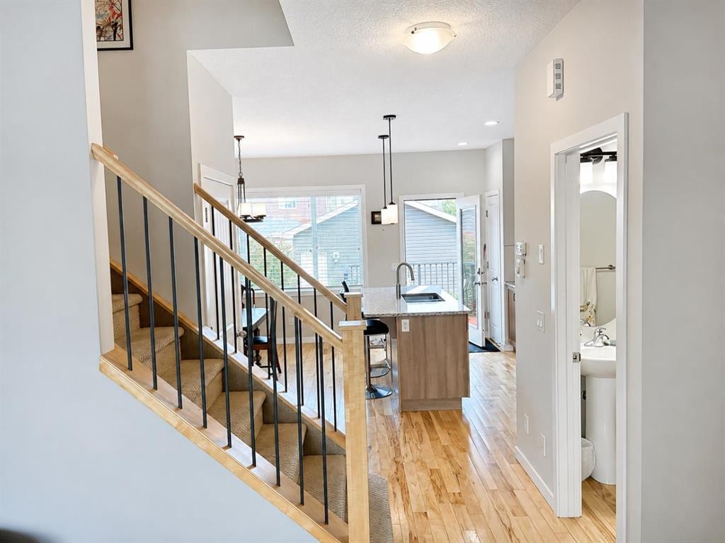12 Fireside Bend, Cochrane, AB - Indoor Photo Showing Other Room