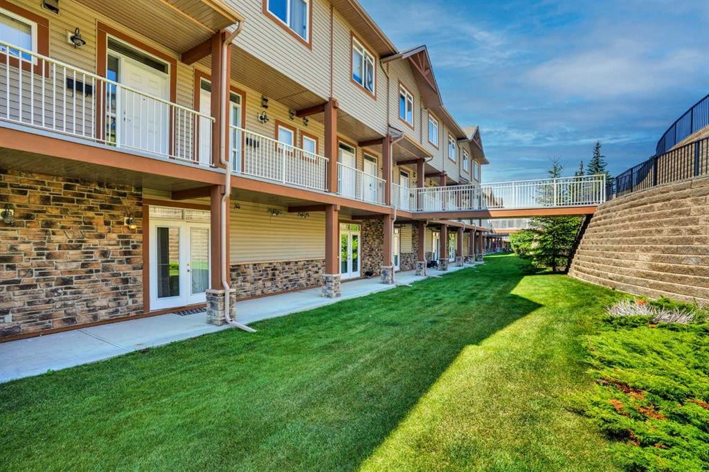 5-148 Rockyledge View Nw, Calgary, AB - Outdoor With Deck Patio Veranda