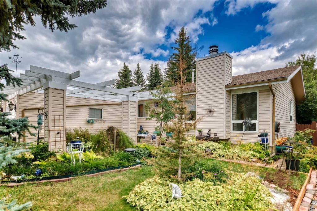 631 Brookpark Drive Sw, Calgary, AB