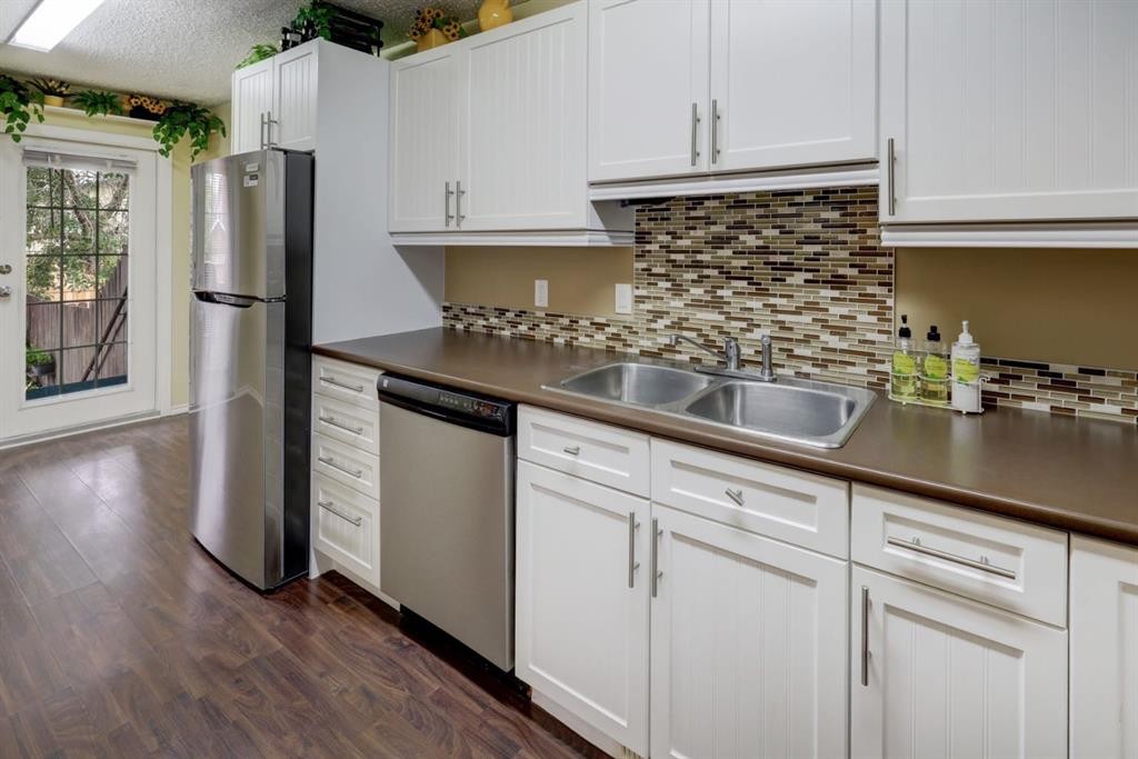 4325 58 Street Ne, Calgary, AB