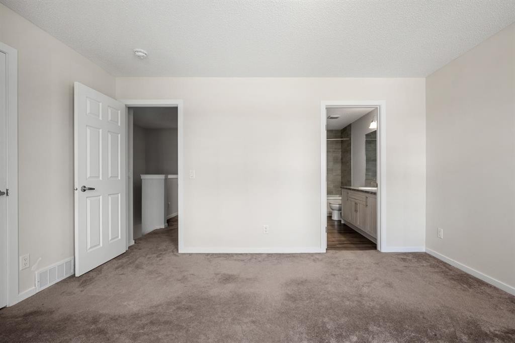61 Cityline Gate Ne, Calgary, AB - Indoor