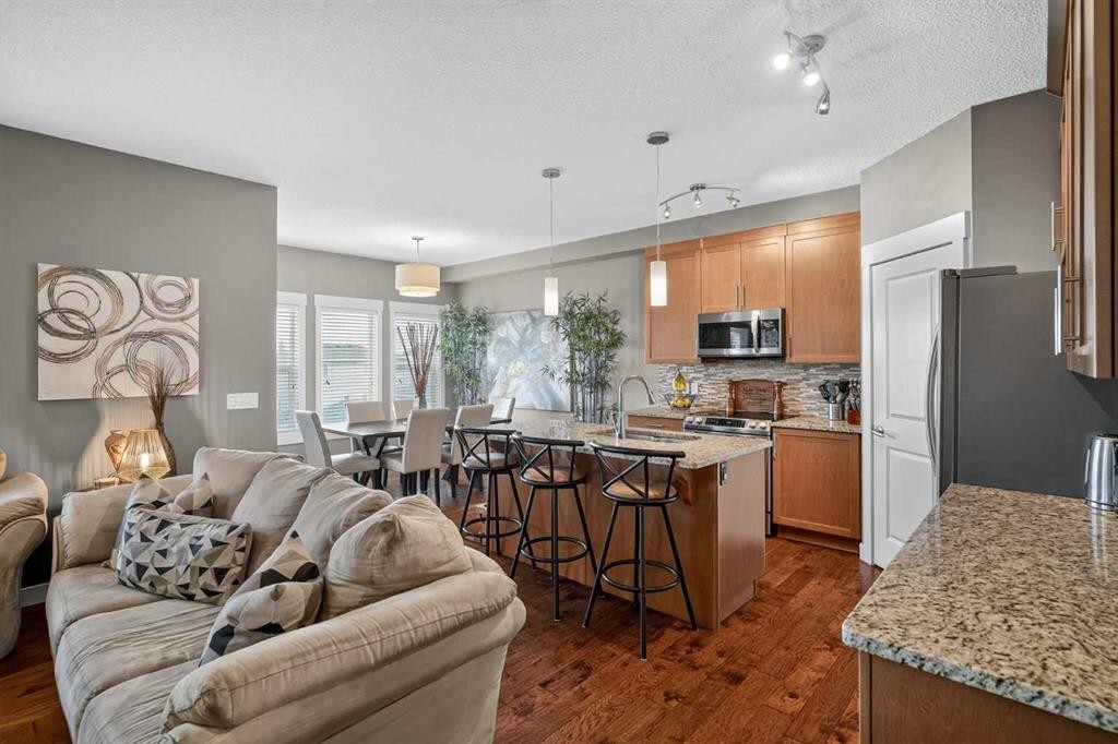268 Rainbow Falls Green, Chestermere, AB - Indoor Photo Showing Kitchen With Stainless Steel Kitchen With Upgraded Kitchen