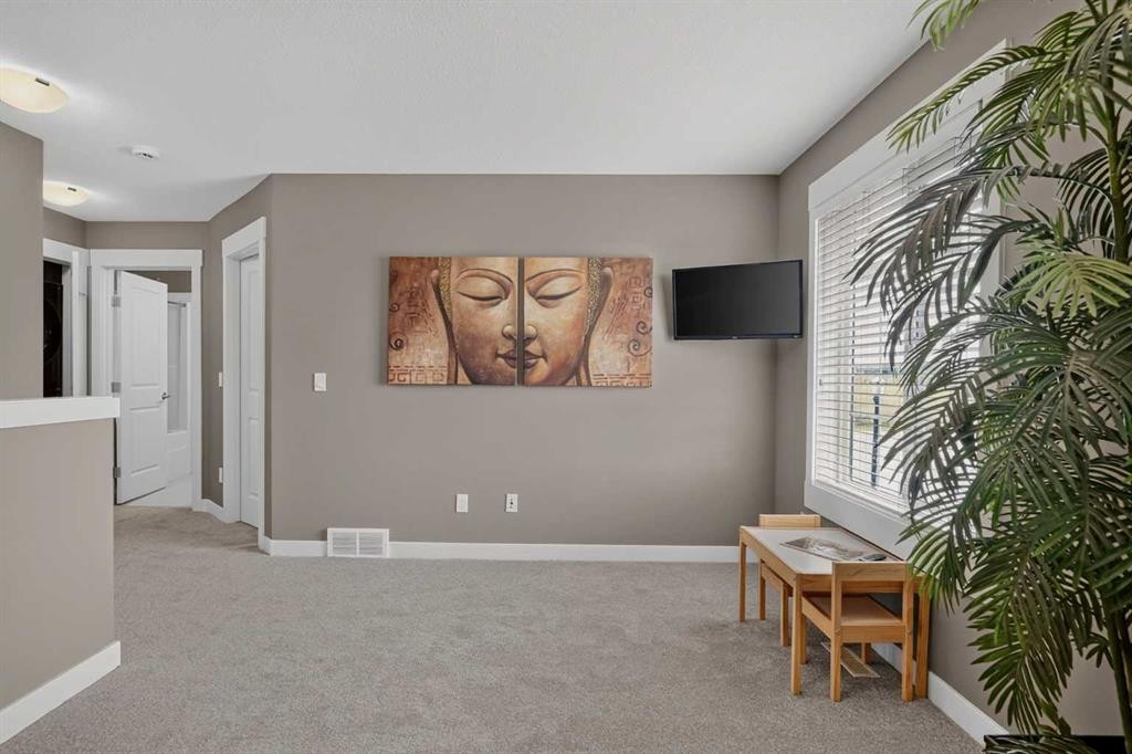 268 Rainbow Falls Green, Chestermere, AB - Indoor Photo Showing Other Room