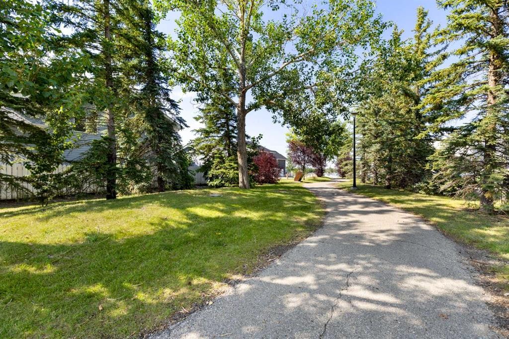 90 Martinridge Crescent Ne, Calgary, AB - Outdoor