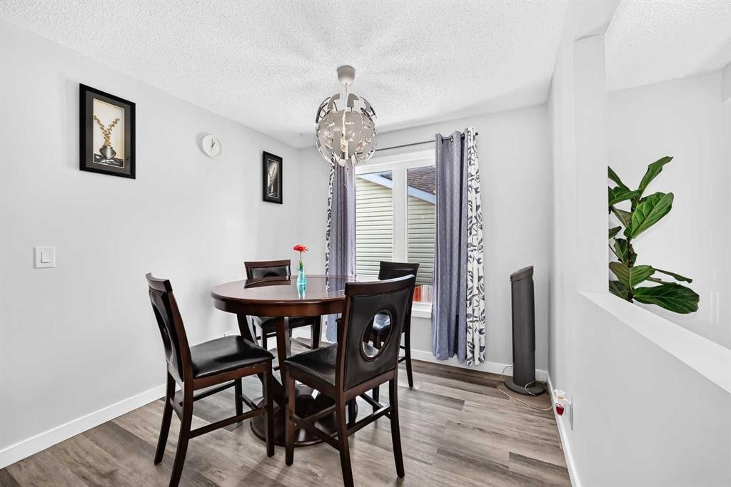 76 Aberfoyle Close Ne, Calgary, AB - Indoor Photo Showing Dining Room