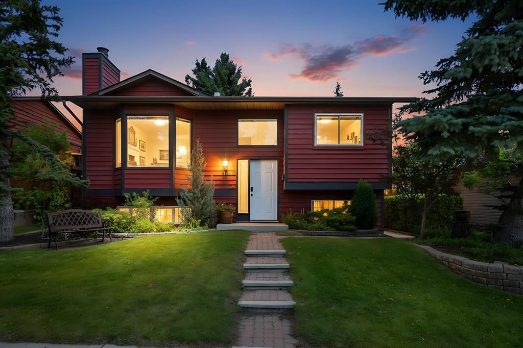 124 Macewan Drive Nw, Calgary, AB - Outdoor