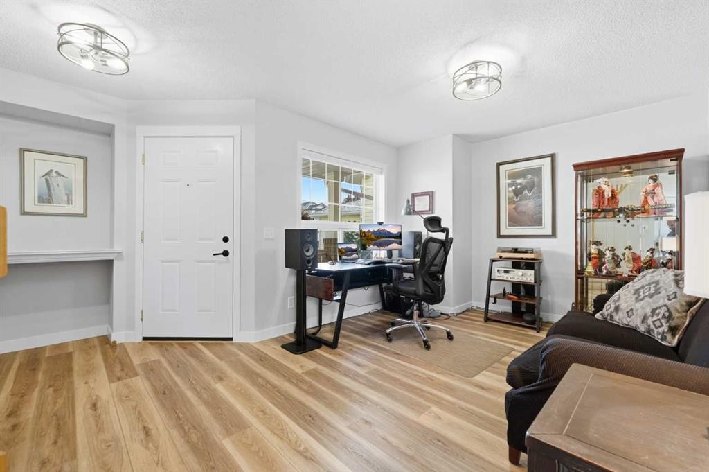 72 Arbour Crest Road Nw, Calgary, AB - Indoor Photo Showing Office