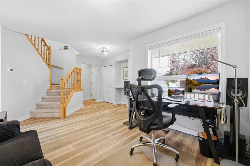 72 Arbour Crest Road Nw, Calgary, AB - Indoor Photo Showing Office