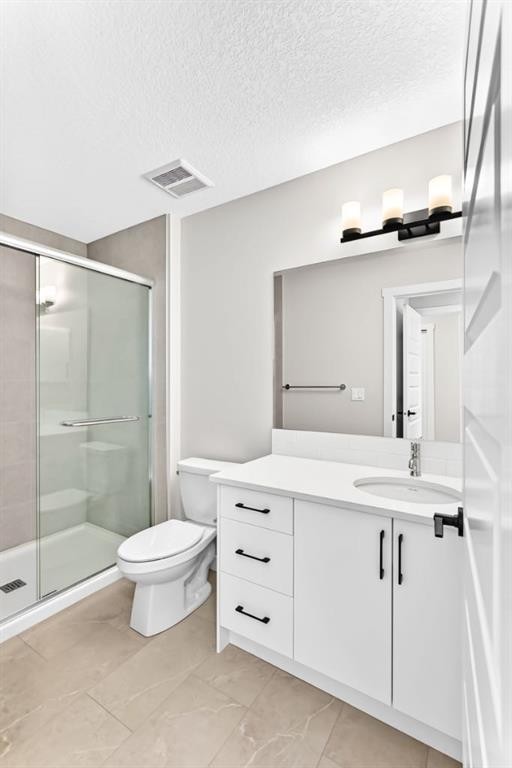 1069 Bayview Crescent Sw, Airdrie, AB - Indoor Photo Showing Bathroom