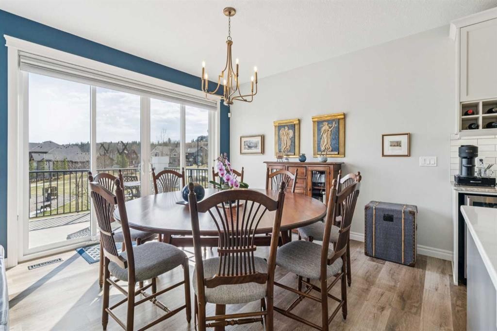 14 Riviera View, Cochrane, AB - Indoor Photo Showing Dining Room
