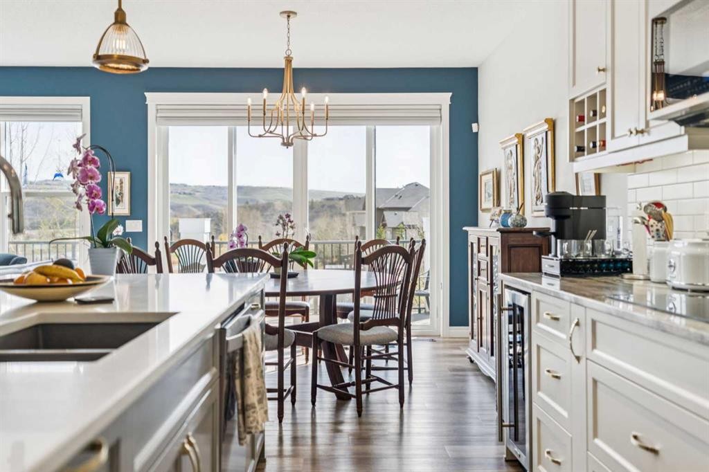 14 Riviera View, Cochrane, AB - Indoor