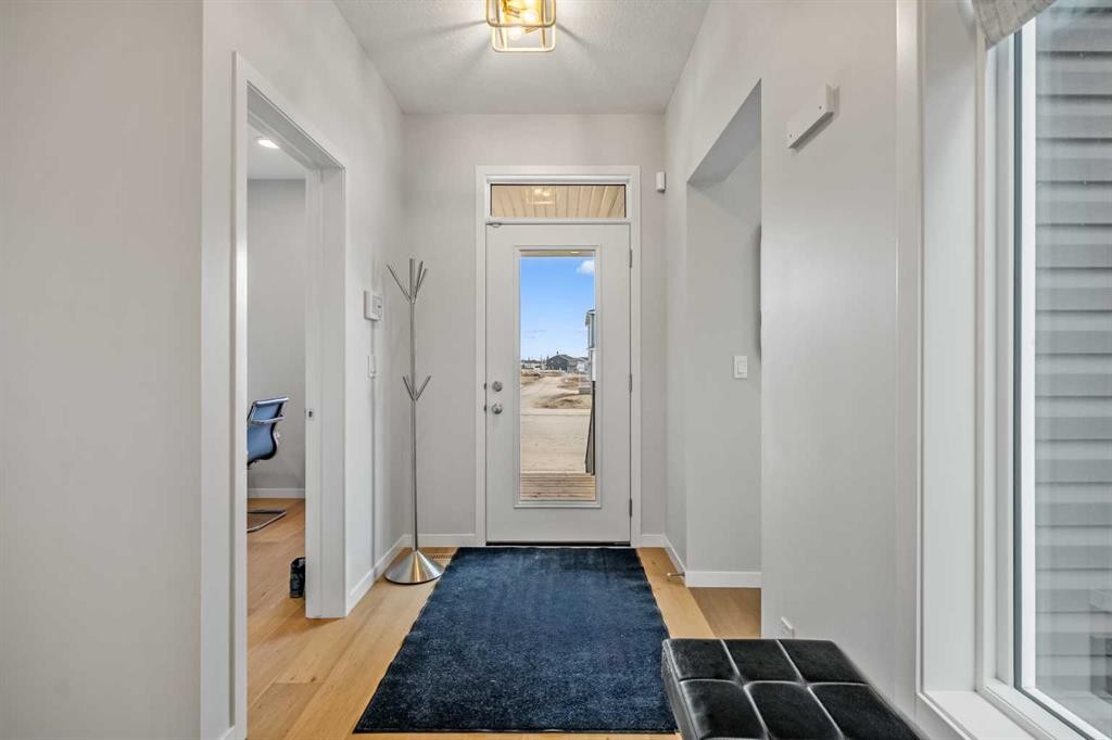 545 Bridgeport Street, Chestermere, AB - Indoor Photo Showing Other Room