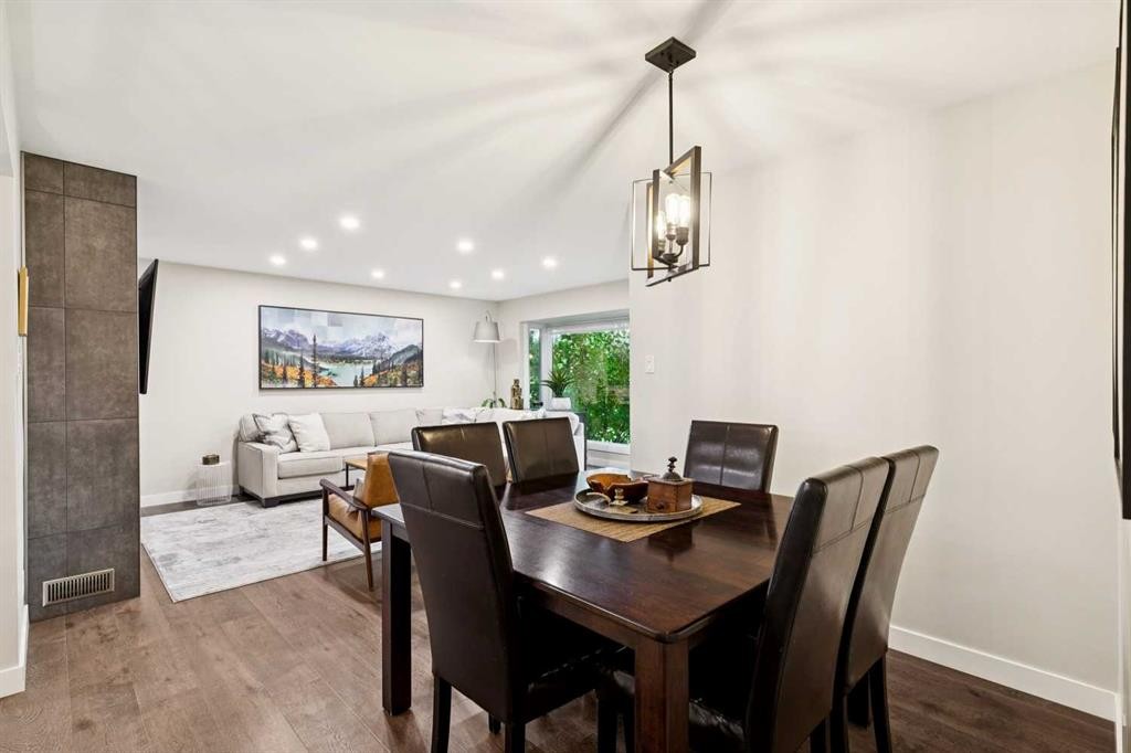 5327 17 Avenue Sw, Calgary, AB