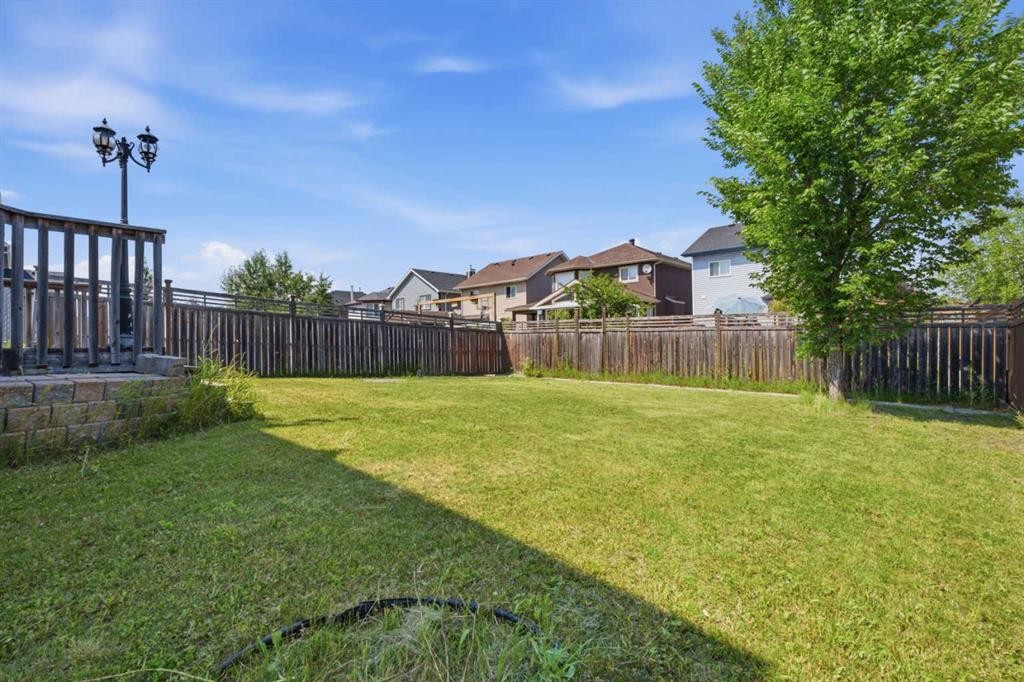 161 Saddlemead Road Ne, Calgary, AB - Outdoor