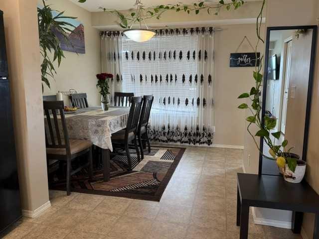270 Saddlebrook Point Ne, Calgary, AB - Indoor Photo Showing Dining Room