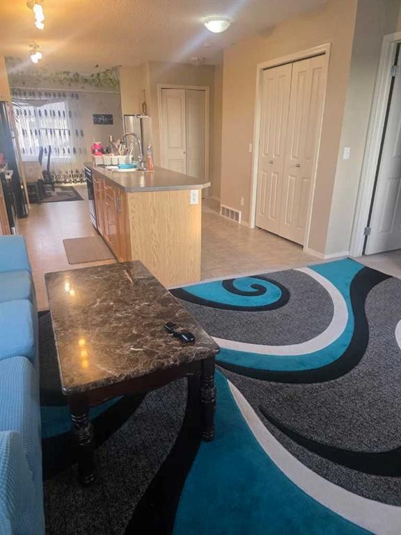 270 Saddlebrook Point Ne, Calgary, AB - Indoor Photo Showing Other Room