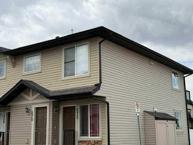 270 Saddlebrook Point Ne, Calgary, AB - Outdoor With Exterior