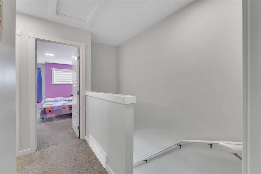 124-31 Red Embers Parade Ne, Calgary, AB - Indoor Photo Showing Other Room