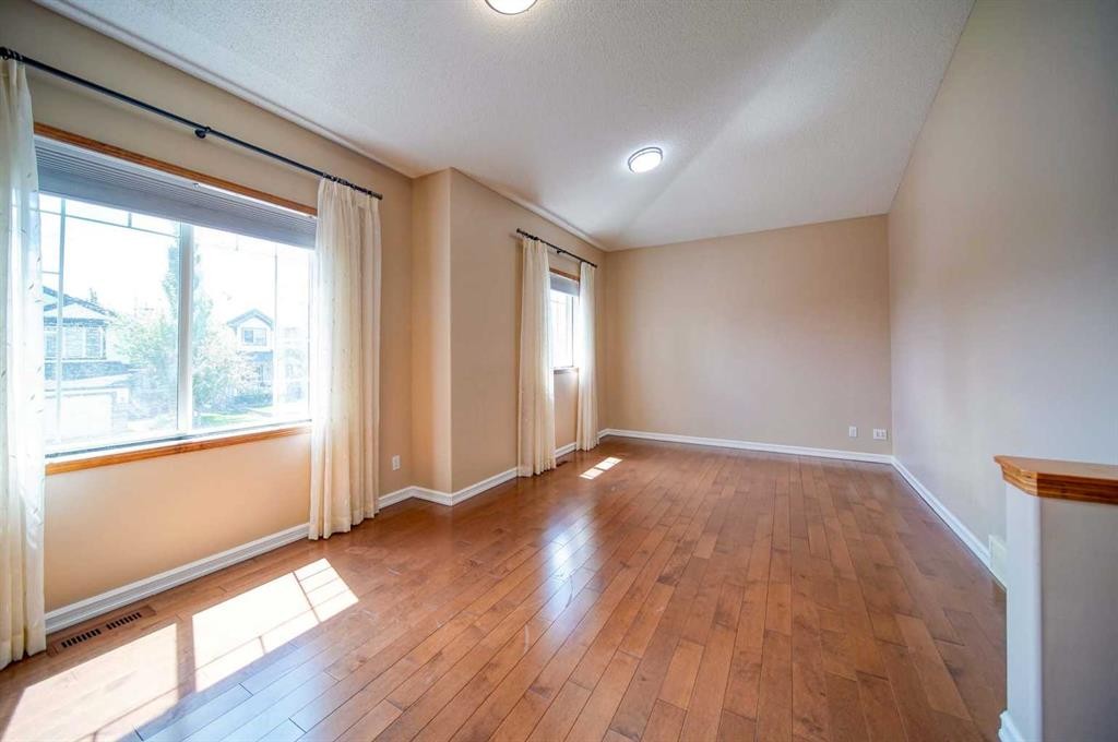 329 Springmere Way, Chestermere, AB - Indoor Photo Showing Other Room