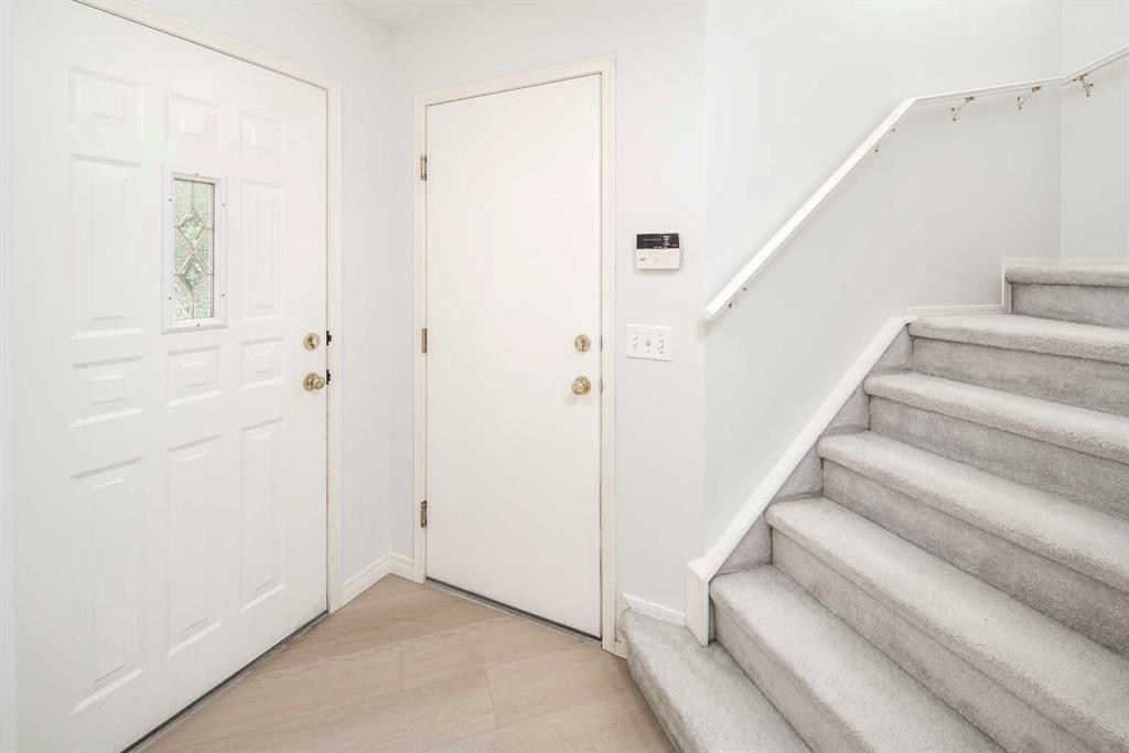859 Harvest Hills Drive Ne, Calgary, AB - Indoor Photo Showing Other Room