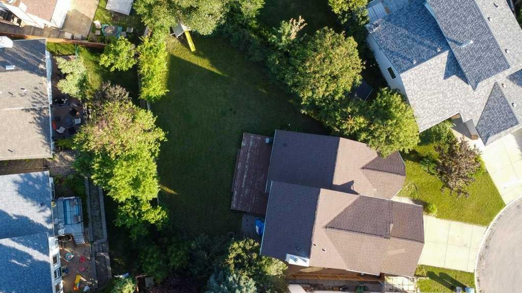 44 Hawkstone Drive Nw, Calgary, AB