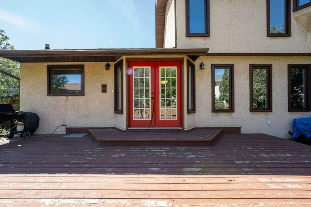 44 Hawkstone Drive Nw, Calgary, AB