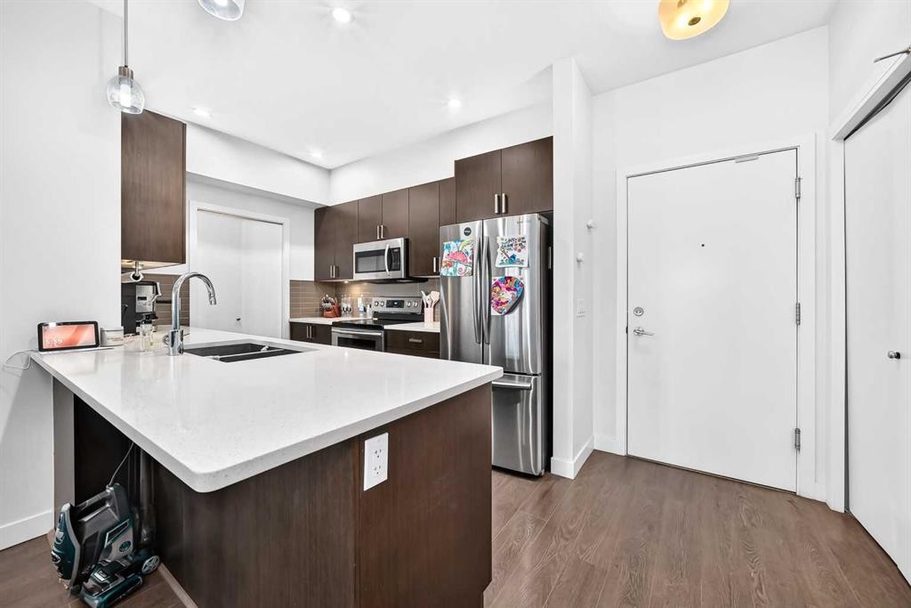 401-28 Auburn Bay Link Sw, Calgary, AB