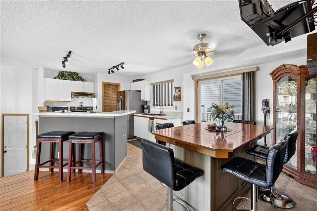 74 San Diego Manor Ne, Calgary, AB