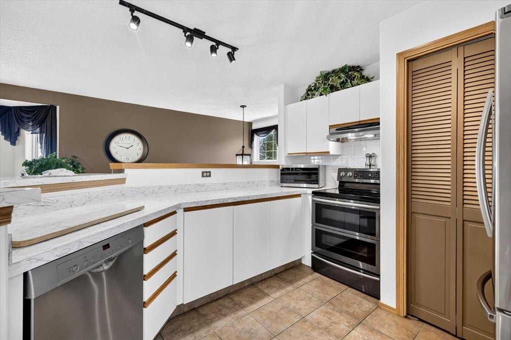 74 San Diego Manor Ne, Calgary, AB