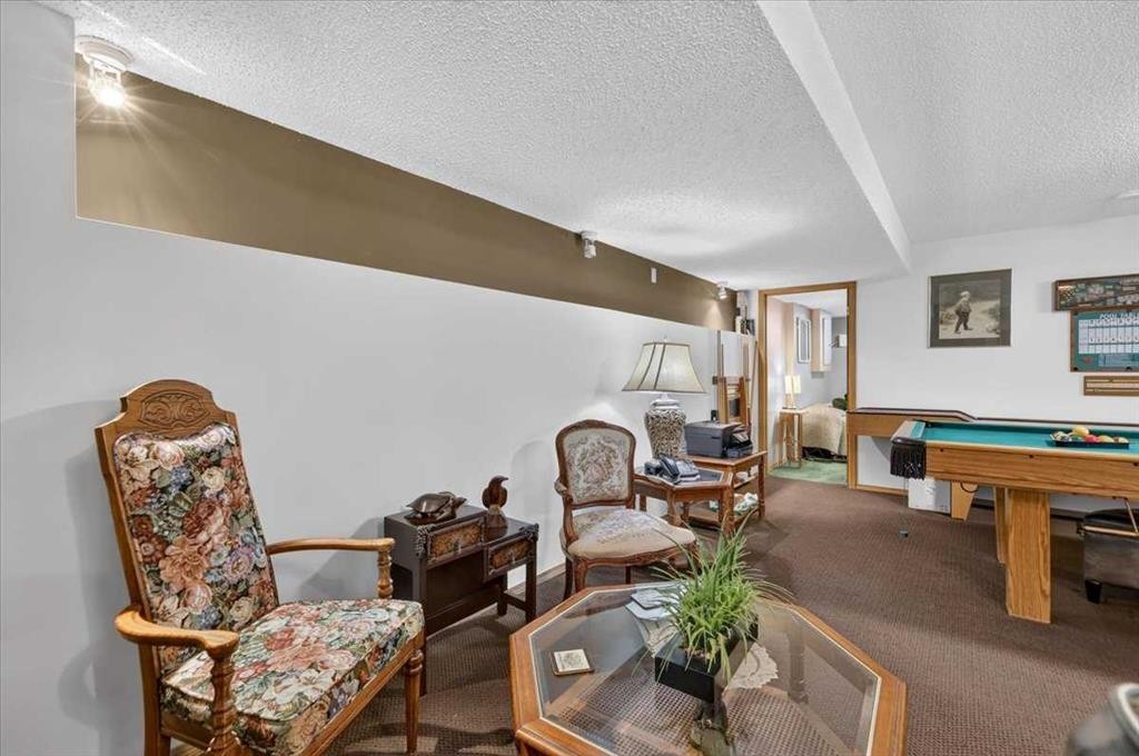 74 San Diego Manor Ne, Calgary, AB