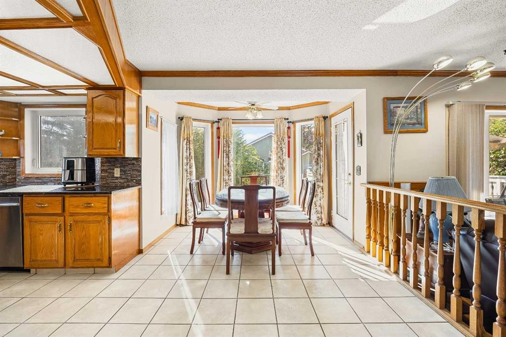 2203 Sirocco Drive Sw, Calgary, AB - Indoor