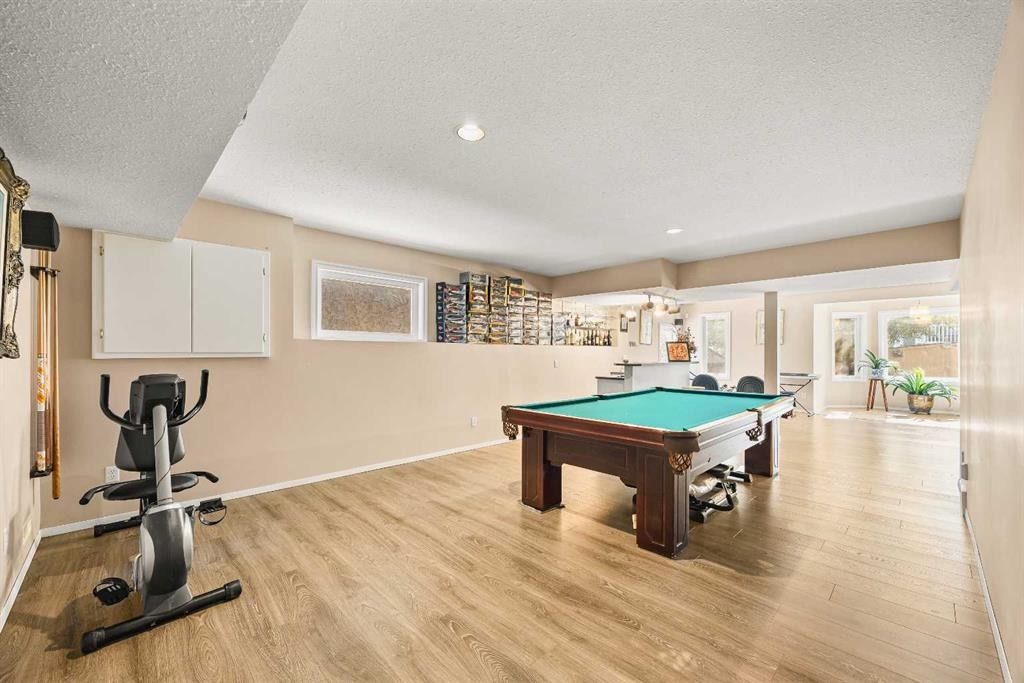 2203 Sirocco Drive Sw, Calgary, AB - Indoor Photo Showing Other Room