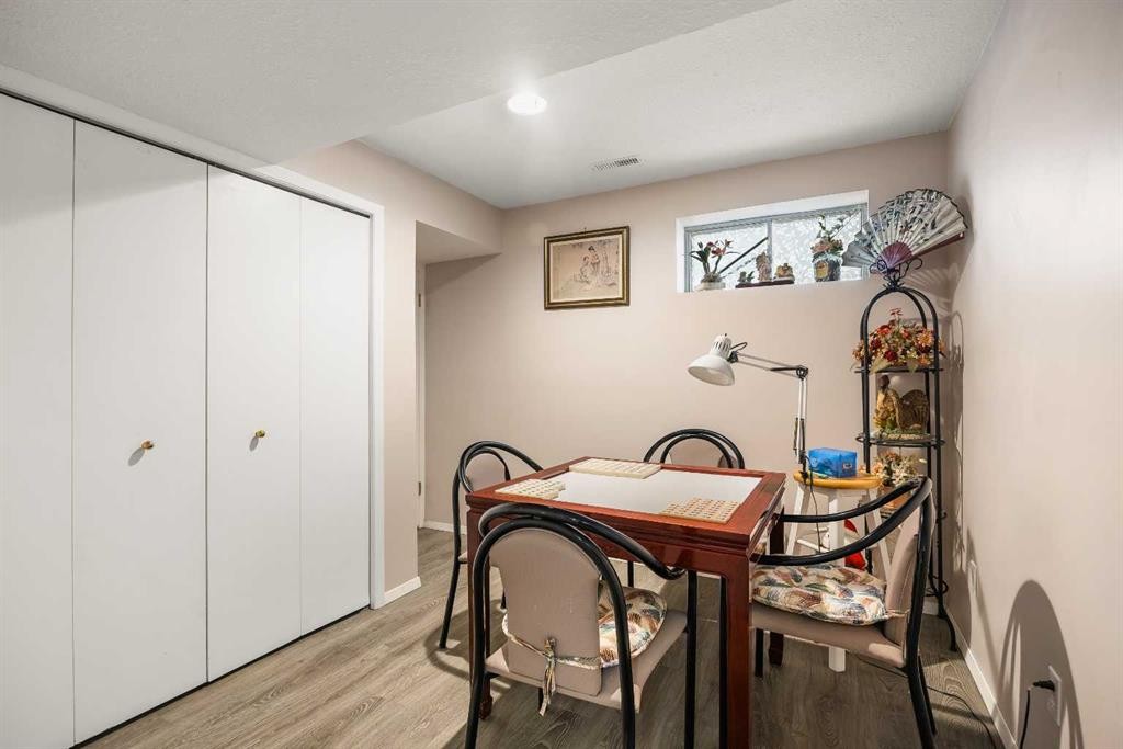 2203 Sirocco Drive Sw, Calgary, AB - Indoor