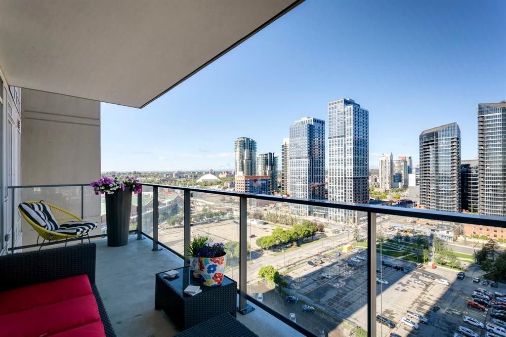 1509-1122 3 Street Se, Calgary, AB - Outdoor With Balcony With View With Exterior