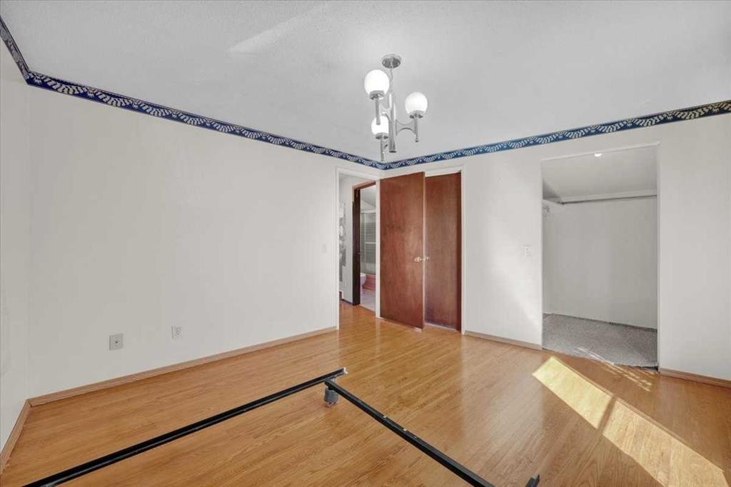 2025 40 Street Se, Calgary, AB - Indoor Photo Showing Other Room