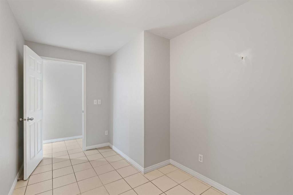 7-1922 9 Avenue Se, Calgary, AB