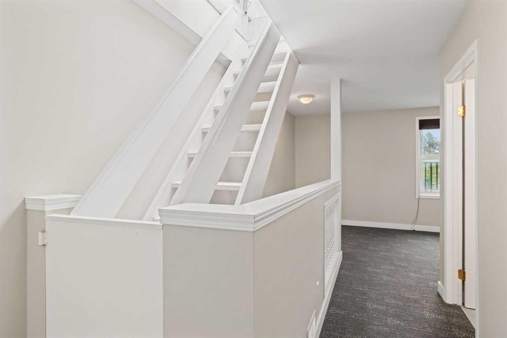 7-1922 9 Avenue Se, Calgary, AB
