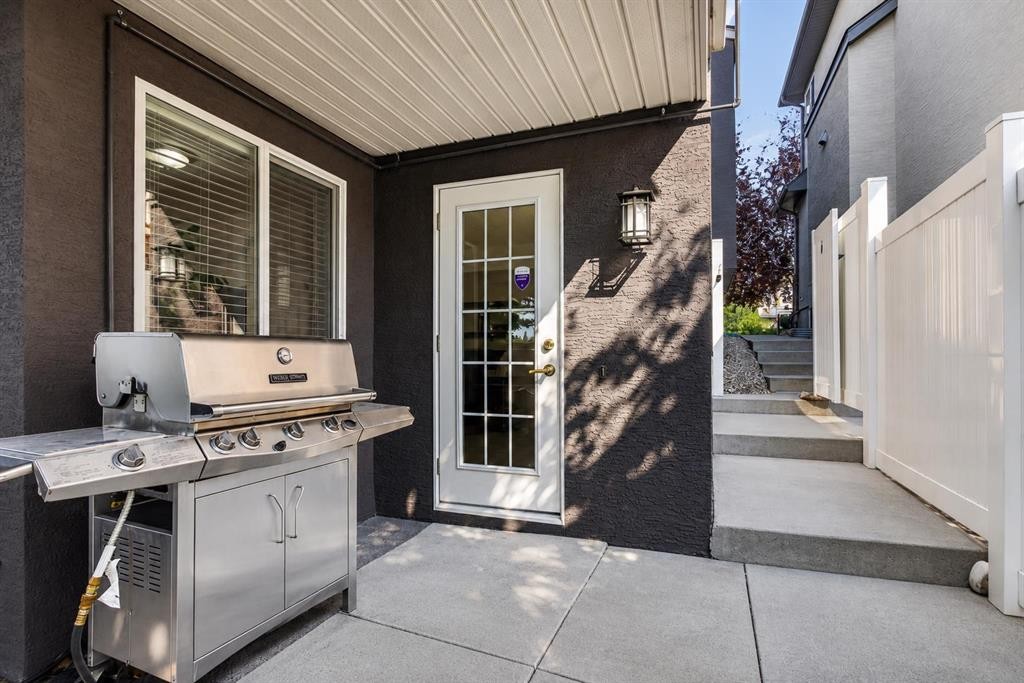 44 Strathlea Close Sw, Calgary, AB - Outdoor With Deck Patio Veranda With Exterior