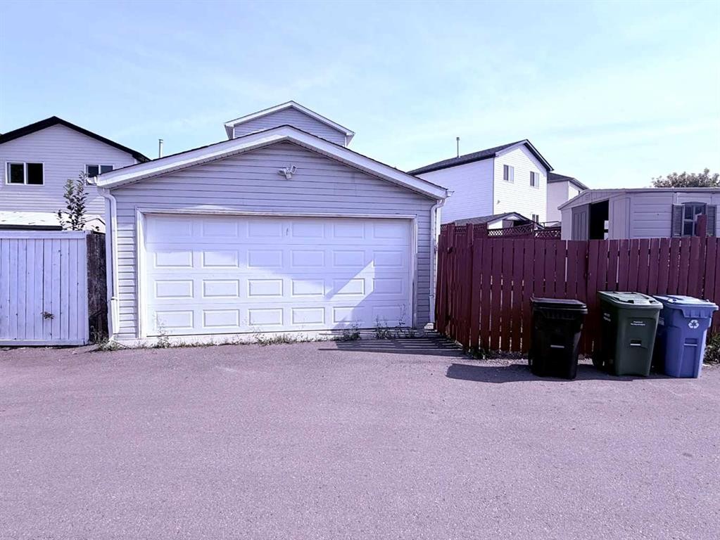 111 Martin Crossing Grove Ne, Calgary, AB