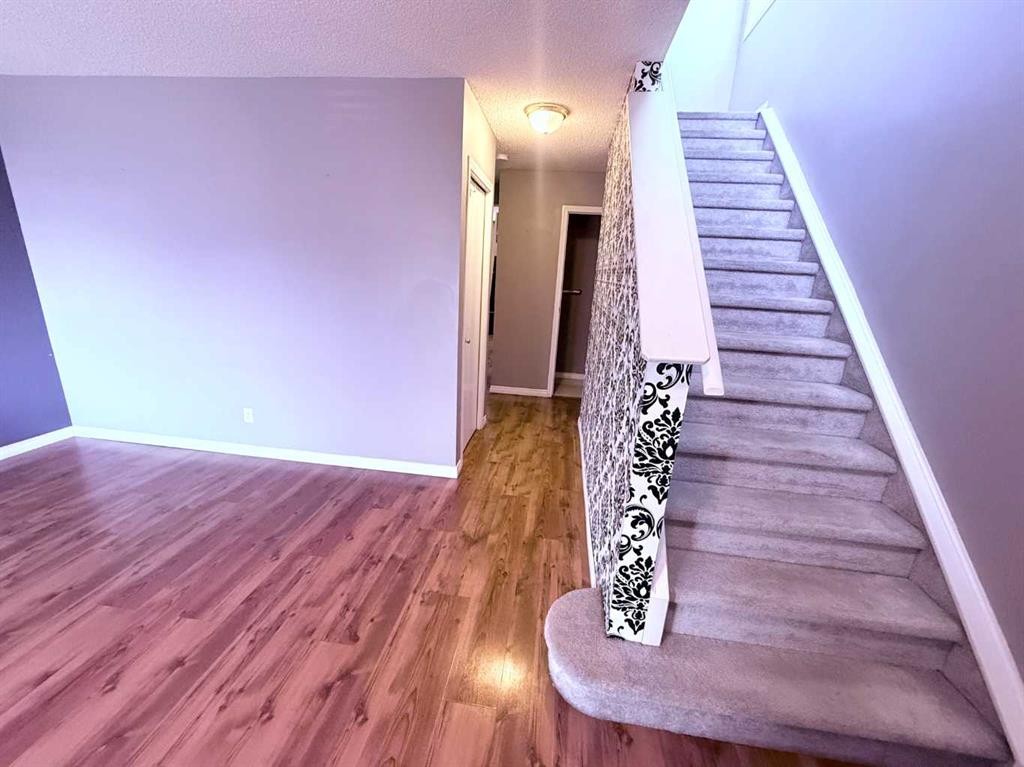 111 Martin Crossing Grove Ne, Calgary, AB
