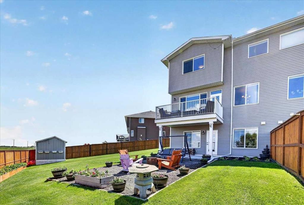 61 Hanson Lane Ne, Langdon, AB - Outdoor
