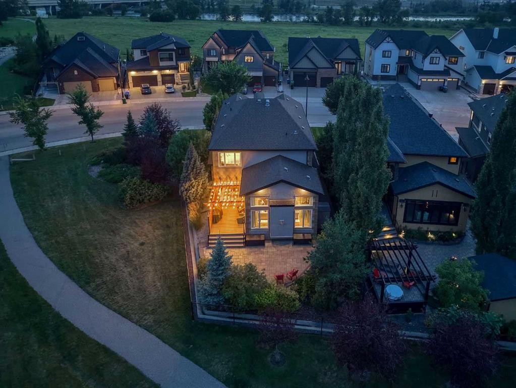 656 Quarry Way Se, Calgary, AB - Outdoor With Facade