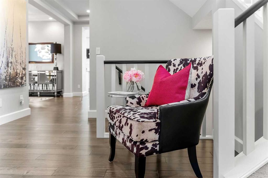 656 Quarry Way Se, Calgary, AB - Indoor