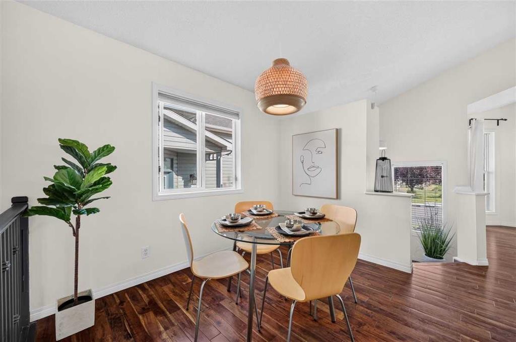 307 Covehaven View Ne, Calgary, AB - Indoor Photo Showing Dining Room
