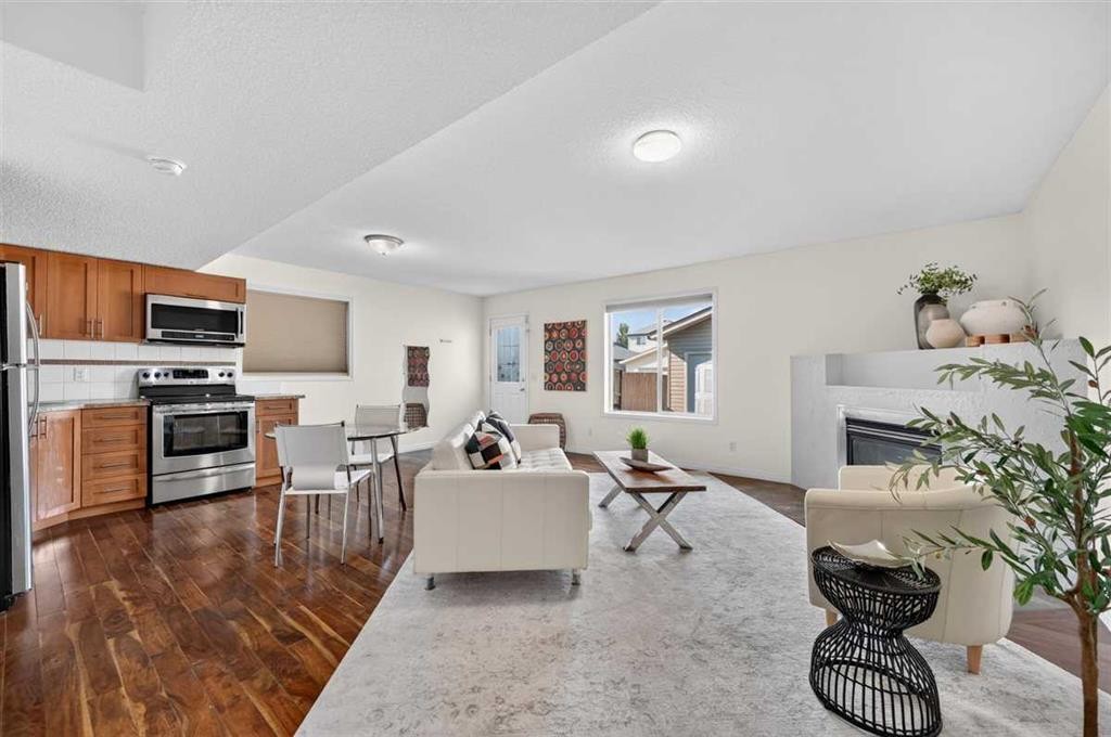 307 Covehaven View Ne, Calgary, AB - Indoor
