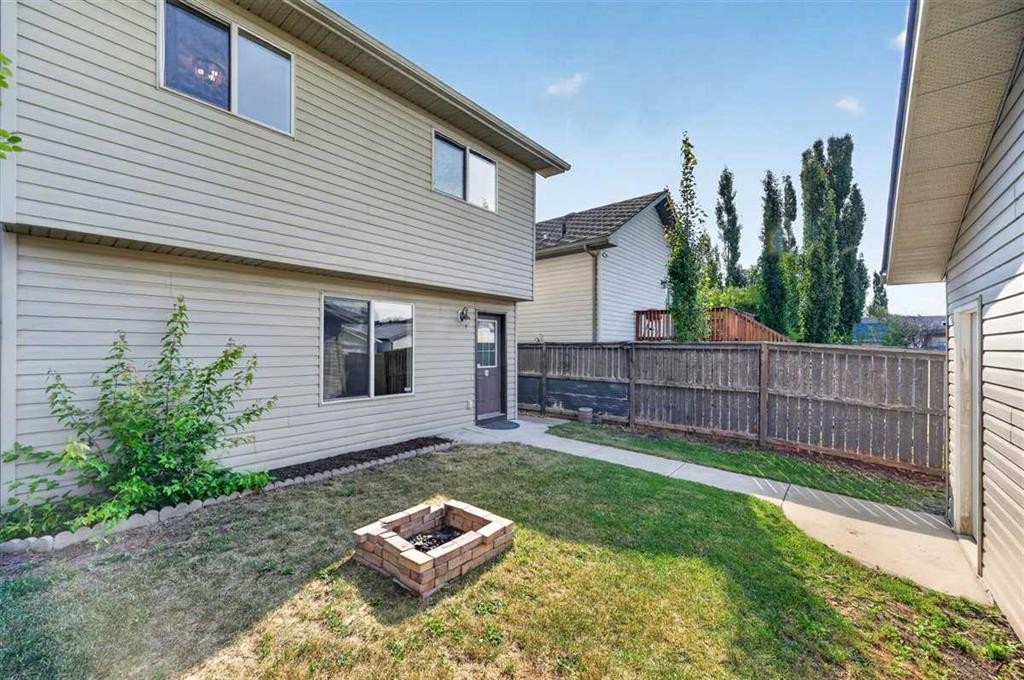 307 Covehaven View Ne, Calgary, AB - Outdoor With Exterior